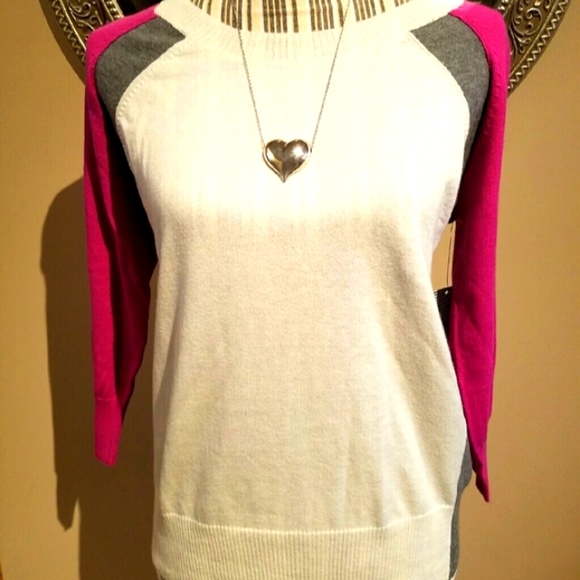 Splendid Cotton Blend Spring Off White Crew Sweater with Pink & Gray Stripe. - Picture 1 of 5